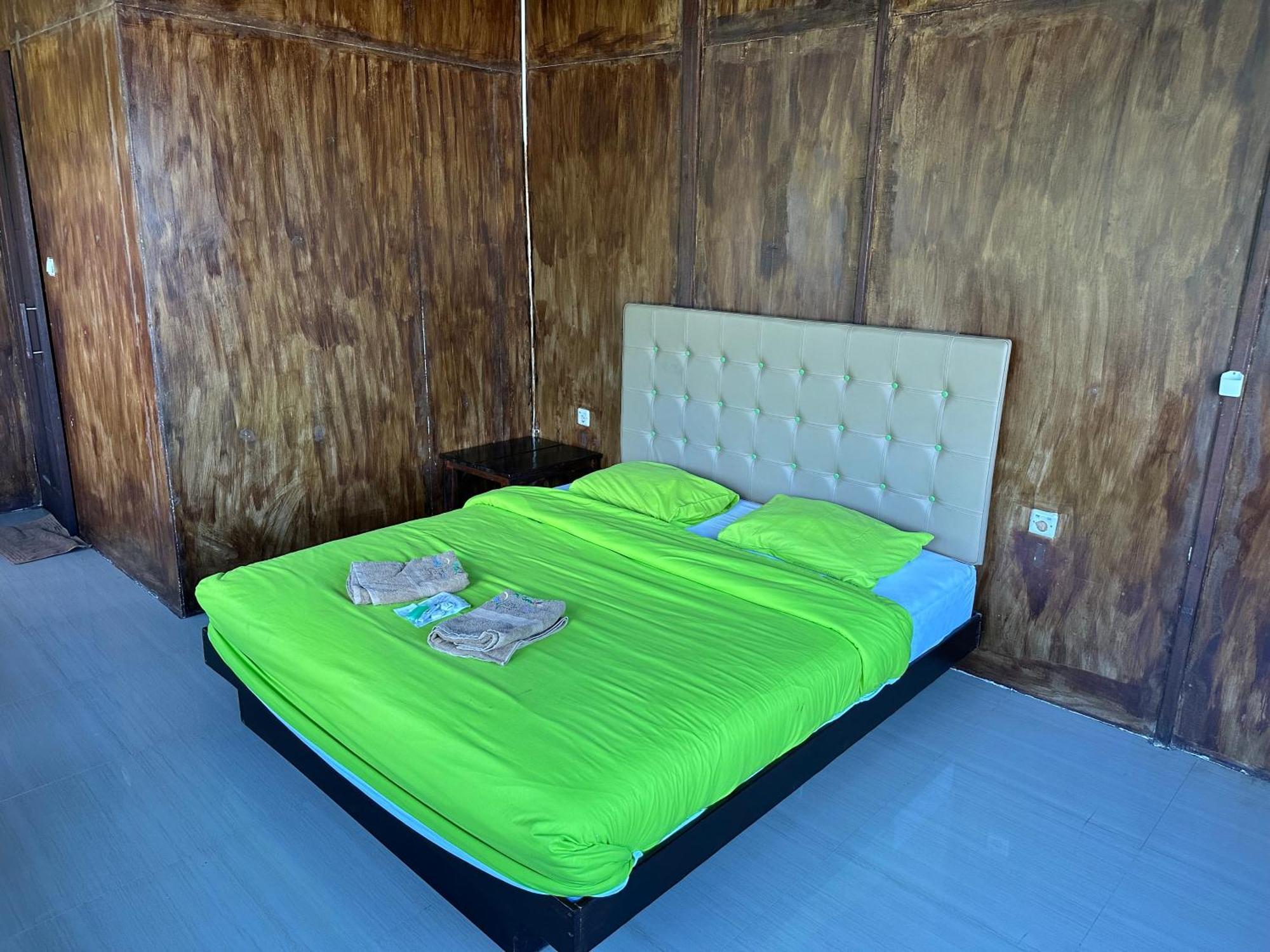 Mooi Park Hotel Sorong Buitenkant foto
