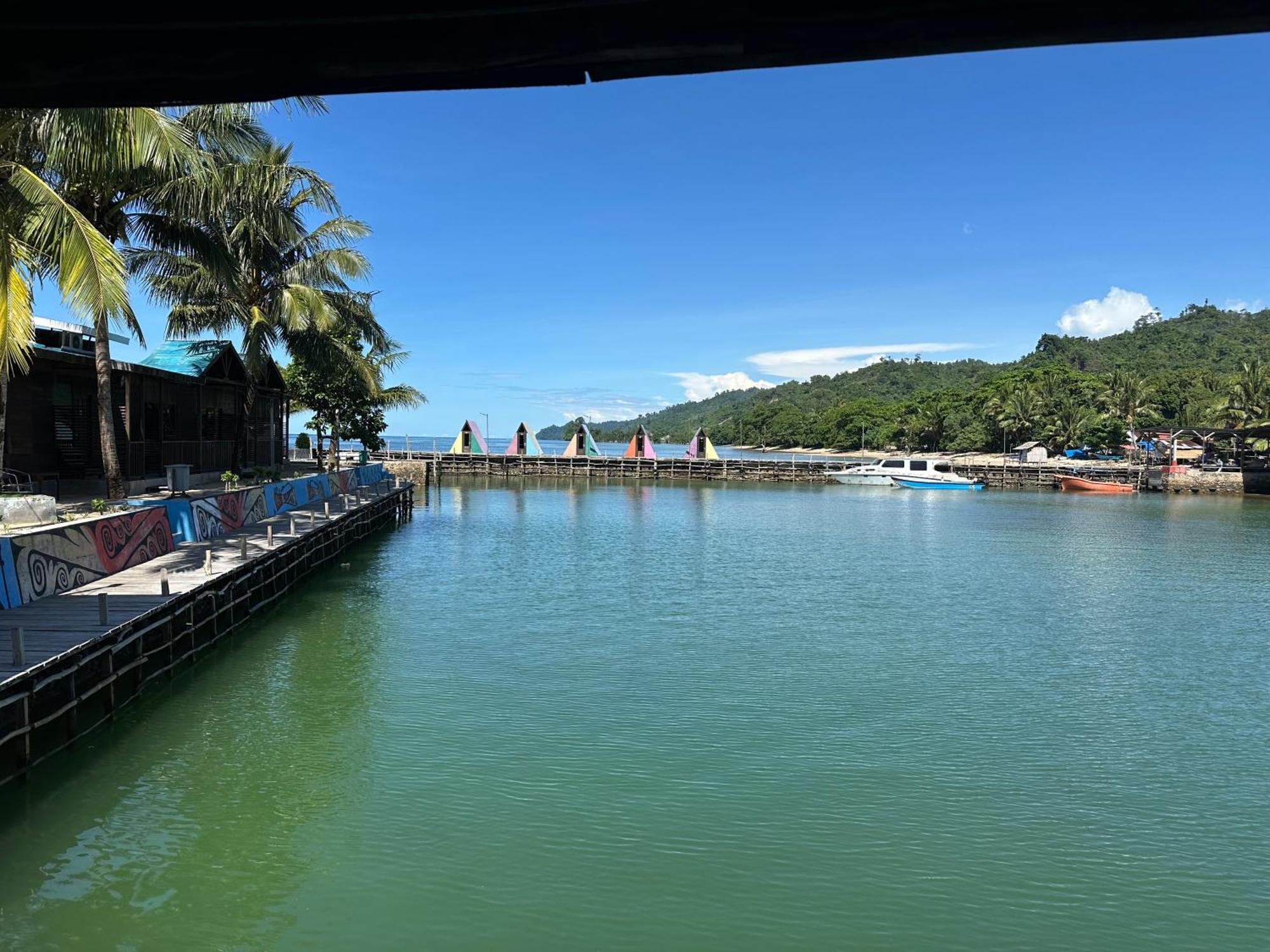 Mooi Park Hotel Sorong Buitenkant foto